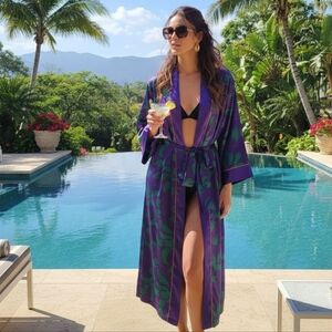 Vintage Gold Label Victoria's Secret Satin Robe Size M/L